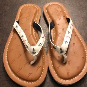 Nautica Torbit Flip Flops